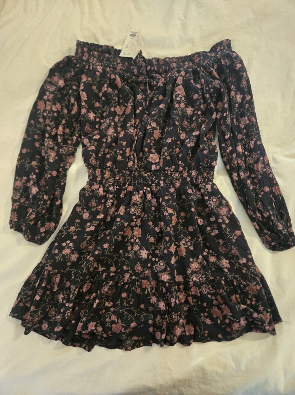 Hollister Off The Shoulder Dress Black Flowy Fall Floral M